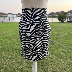 Tootsies black and white Zebra print skirt